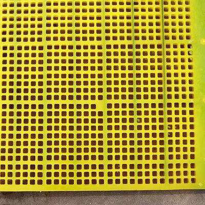 مقاومة للاهتراء 600 × 600 مم WS 85 ألواح شاشة من البولي يوريثين مفتوحة الصب تركيب الترباس لنزح المياه من النحاس